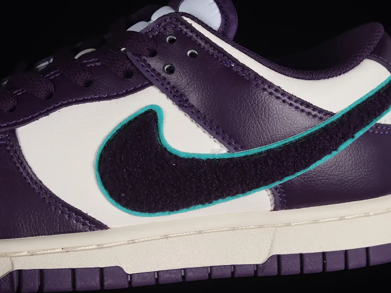 All categories Nk SB Dunk Series Nk SB Dunk Low low-top sneakers Cost-effective version Nk SB Dunk Low "Chenille Swoosh" Chenille SB low-top sports and leisure sneakers DQ7683-100